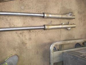 Horquillas delanteras Honda XL350 XL 350 1985 - Imagen 1 de 1