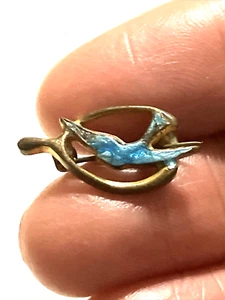 ANTIKE VIKTORIANISCHE EMAILLE BLAUE VOGEL SCHWALBE BROSCHE ANSTECKNADEL IM QUERLENKER SCHÖNES STÜCK! - Bild 1 von 10