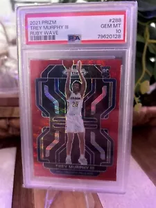 2021-22 Panini Prizm Ruby Wave Trey Murphy III #288 PSA 10 Rookie RC Pelicans - Foto 1 di 2