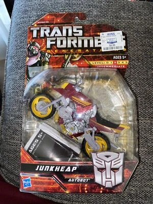 Transformers Generations Deluxe G1 Junkheap Universe Classics Chug IOP - Image 1 of 4