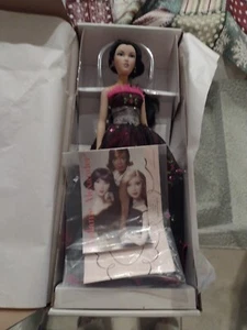 2003 Madame Alexander Fuchsia Jadde Lee 16" doll w box - Picture 1 of 4