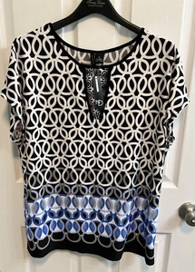 New Direction XL Top Short Sleeve Keyhole Neck Blue Black Geometric Print New - Picture 1 of 9