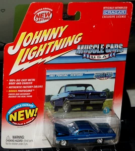 Johnny Lightning Muscle Cars USA #1 1961 Pontiac Ventura Blue 220A - Picture 1 of 1