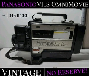 ✨VINTAGE✨ 1985 Panasonic VHS OmniMovie Camera + Battery Charger - Picture 1 of 24