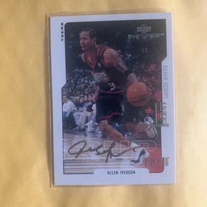 Jugador Más Valioso de Cubierta Superior 2000-01 - Allen Iverson #125 Silver Script - Imagen 1 de 2