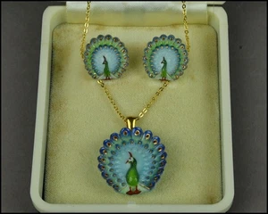 Toshikane Arita ware Porcelain Blue Peacock Earrings and pendant necklace set - Picture 1 of 7