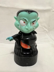 Testa di Bobble Solare Halloween Vampiro - Foto 1 di 4
