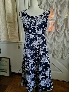 Chadwicks of Boston Hemdblusenkleid Größe 8P Midi blau/weiß geblümt gefüttert - Bild 1 von 5