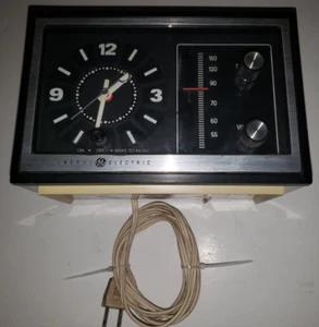 Vintage 1976 GE Model 7-4725 AM Clock Radio Alarm Beige See Description / Photos - Picture 1 of 6
