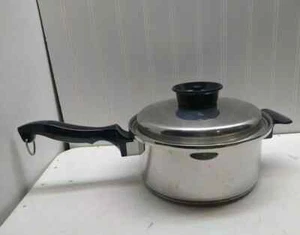 Cacerola Chef's Ware Townecraft 3 cuartos multinúcleo T-304 tapa de olla quirúrgica de acero inoxidable - Imagen 1 de 5