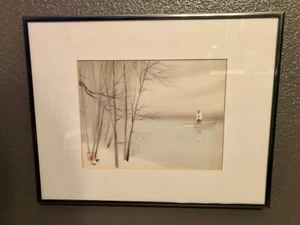 Impresión firmada por el artista Gary Poon Tai Man Fishing on Lake 11 x 14" enmarcada - Imagen 1 de 2