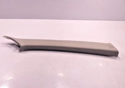 05-11 HYUNDAI ACCENT PASSENGER SIDE FRONT A-PILLAR TRIM PANEL P/N 85820-1E000 - Image 1 of 4