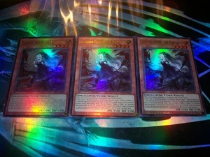 3x Guiding Quem, der Tugendhafte 1. Auflage Ultra Rare CH01-DE006 Yu-Gi-Oh! - Bild 1 von 1