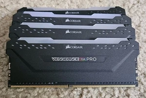 Corsair Vengeance RGB Pro SL 32GB (4 x 8GB Kit) PC4-28800 (DDR4-3600) Memory - Afbeelding 1 van 5