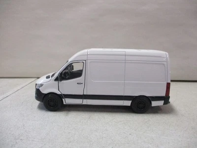 Kinsmart Mercedes Benz Sprinter 1/48 - Image 1 of 4
