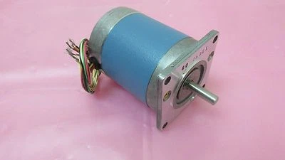 Superior Electric M062-LS03, Slow-Sync, Synchronous/Stepper Motor, DC5.3. 412775 - Image 1 of 4