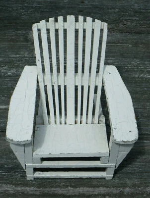 Silla Adirondack de madera casera vintage de 12 3/4" - pintura blanca - 1945 Foto 1 de 4