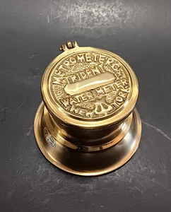 VTG Metro Meter Co Trident Water New York Brass Trinket Box Hinged Lid on Base - Bild 1 von 18