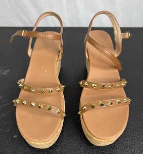 Forever Wedge Heels Sandals Women's Size 8.5 Brown Studded Ankle Buckle - Picture 1 of 5