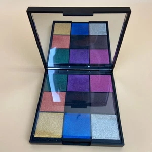 Avon fmg Cashmere Eyeshadow Palette Enchanted Eyes - Picture 1 of 3