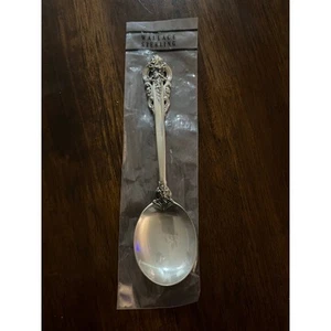 Cucchiaio zuppa Wallace Grand Baroque crema sterling 6 1/8" nuovo con scatola - Foto 1 di 4