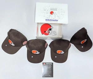 Cappelli Cappelli Cappelli Cleveland Browns 2024 STH Lotto di 4...Spediti in confezione regalo souvenir NUOVI! - Foto 1 di 3