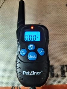 PETRAINER PET998DB DOG TRAINING REPLACEMENT REMOTE ONLY! NEEDS BATTERY - Picture 1 of 3