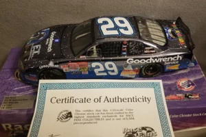 Kevin Harvick #29 Goodwrench E.T 2002 Monte Carlo 1:24 Car - 1/3504 - Picture 1 of 10