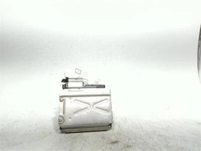 Módulo de control del motor usado (ECM) se adapta a: Audi A4 2003 módulo de control electrónico 1. Foto 1 de 4