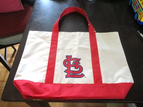 NEW FOREVER COLLECTIBLES MLB ST.LOUIS CARDINALS 2 STRAP CARRY BAG/PURSE,SNAP TOP Cover