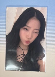 LE SSERAFIM Kazuha Autographed Signed Broadcast Photocard PC Unforgiven - Picture 1 of 1