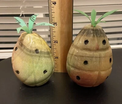 Piñas de piedra de alabastro -2 Foto 1 de 4