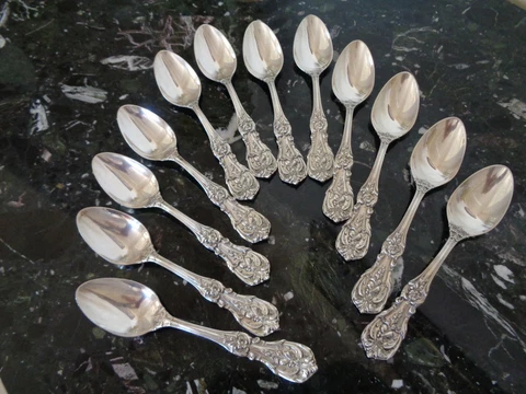 12 TEA SPOON REED&BARTON WITH H "HEAVY" FRANCIS I STERLING SILVER FLATWARE SET Cover