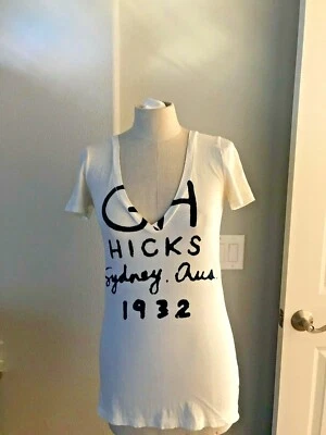 Gilly Hicks Sydney Australia 1932 White Womens V-Neck Top 34" Chest T-Shirt Peru - Image 1 of 4