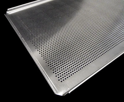 GOEDE24 Backbleche 3x 45x35 neu f Backofen Wiesheu Minimat Baguette Bleche Lochblech