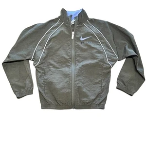 Nike Air Trainingsjacke olivgrün Full Zip leicht Kinder Gr. M (5-6 Jahre) - Bild 1 von 6