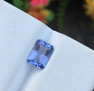 Superb tanzanite our special octagon cut beautiful color loupe clean 0.80 carat - Picture 1 of 10