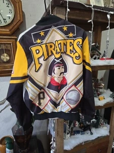 Vintage Pittsburgh Pirates Chalk Line Jacket Size Medium USA AOP Back Print NEW - Picture 1 of 13