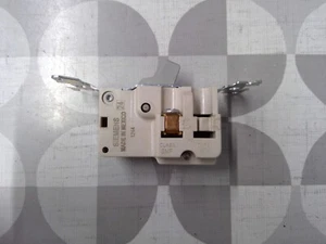 Siemens SMF F01 1-poliger Handstarter Kippschalter **kostenloser Versand** - Bild 1 von 3