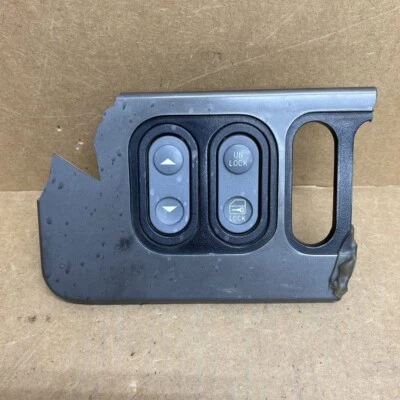 Interruptor de puerta ventana bloqueo eléctrico pasajero derecho Chevy GMC Silverado Sierra 1988-1994 Foto 1 de 4
