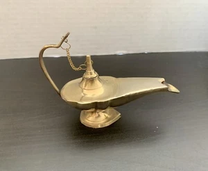 Lampada Vintage Aladdin Magic Genie Luce Ottone 6" L - Foto 1 di 10