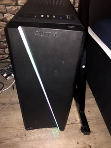 GAMING PC gebraucht Guter Zustand gekauft 31 Dezember 2024 - Afbeelding 1 van 4