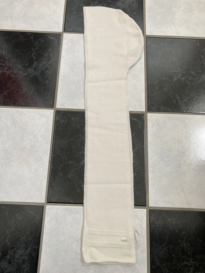 NUEVO CON ETIQUETAS 100 % AUTÉNTICO Gucci Niños Con Capucha Lana Mezcla Cachemira Bufanda Logotipo MOP  Foto 1 de 4