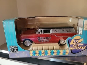 Liberty Classics Speccast 1957 Ford Sedan Delivery Brooks & Dunn, 1/24 Diecast - Picture 1 of 6
