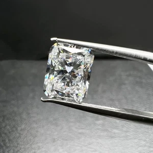 New Arrival D Color Radiant Cut 0.5-10ct Loose Moissanite GRA Certificate VVS1 - Picture 1 of 18