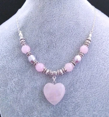 Rose Quartz 20mm Heart, Lilac Pearl, Rose Quartz Bead Necklace.Handmade In Purse Foto 1 de 4