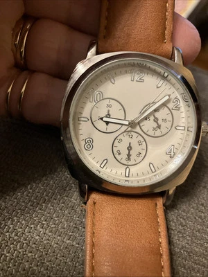 Reloj cronógrafo de cuarzo Accutime para hombre, correa de cuero sintético de 44 mm, batería nueva Foto 1 de 4