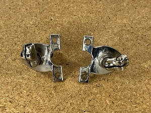 Soportes cromados de montaje para parasol GM 1954 1955 OEM RH 4157046 B65-3 - Imagen 1 de 9