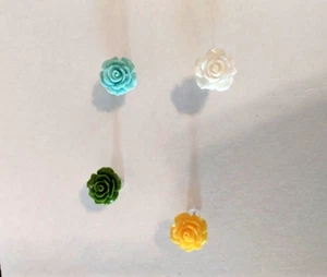 Pushpins set of 4 handmade flower design - Picture 1 of 5