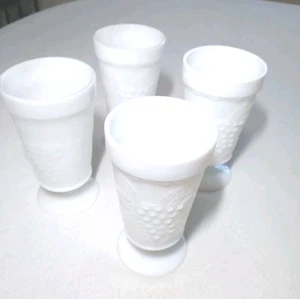 Vintage Anchor Hocking weiß Milchglas Fuß 5,75" Kelch Weinrebe 4er Set - Bild 1 von 9